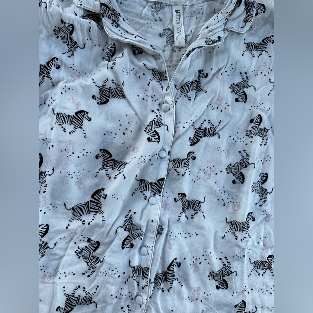 Cute PJs - Picture 2 of 3
